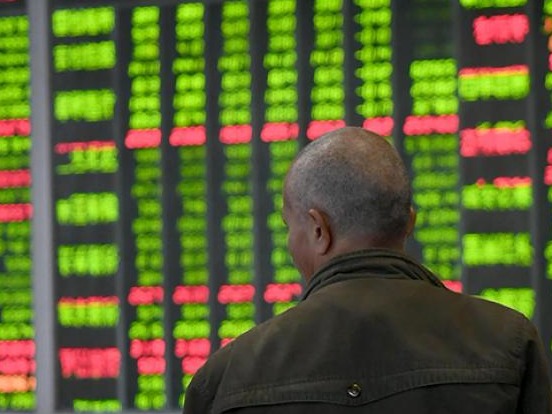 放量大跌！沪指跌逾2%，创指跌逾4%，成交超15000亿