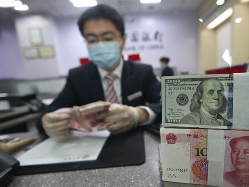 外汇局：上半年银行累计结售汇顺差8760亿元人民币