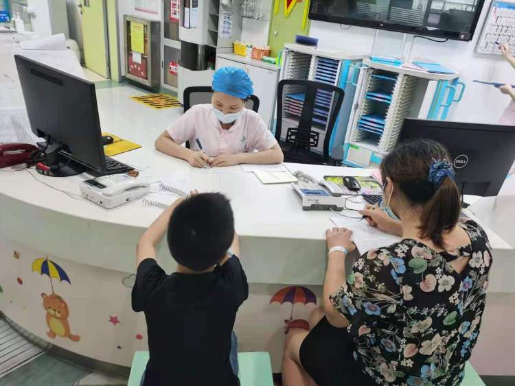深圳市儿童医院内镜手术中心启用，无痛胃镜检查即做即走