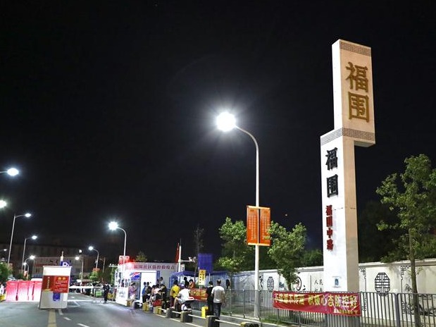 宝安福围社区战疫一线党员身先士卒吸引队友纷纷申请入党