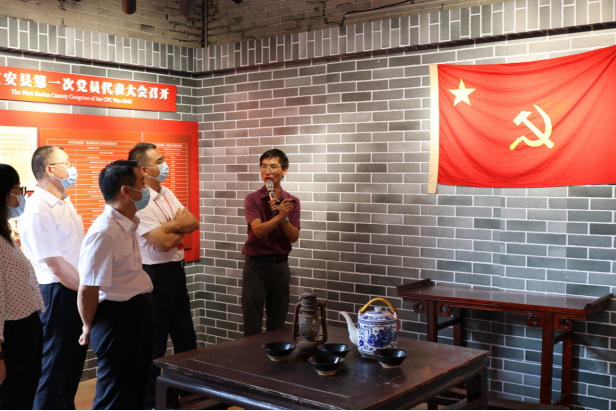 增强为民服务意识 公明人大代表参观东宝中学旧址汲取红色力量 