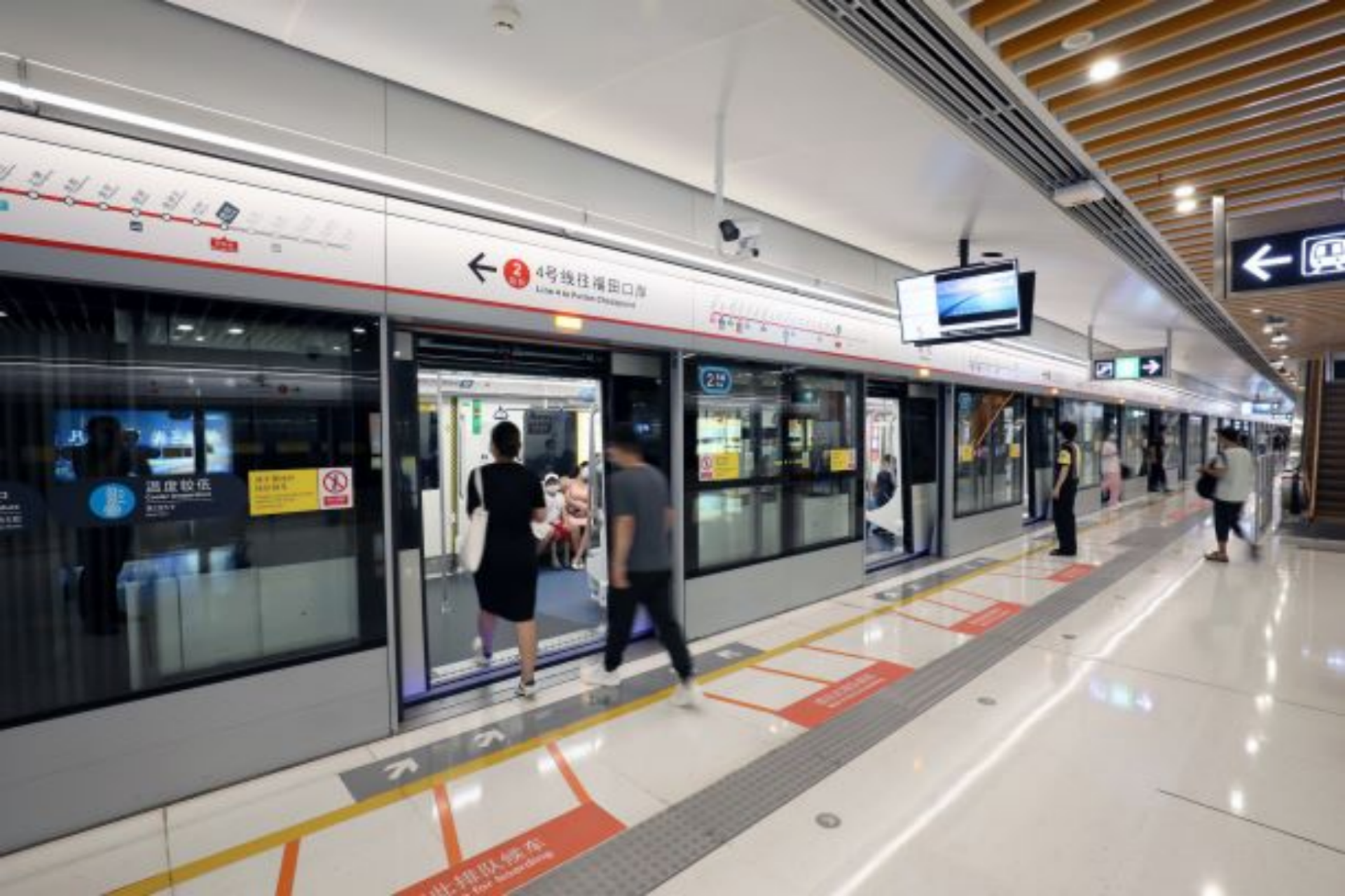 地铁4号线暑期起部分站点提早投入运营，“早鸟”轻松享便利 