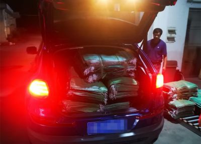 对接上了！万条防汛编织袋被送往郑州经开区，当地慈善部门称仍需要更多防汛物资 