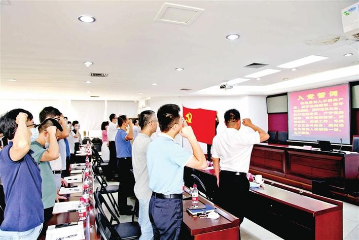 宝安区城市更新和土地整备局以实际行动践行“为民办实事”  