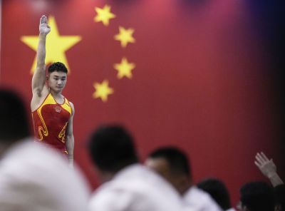 中国奥运代表团亮相：运动员431人，境外参赛规模最大一届