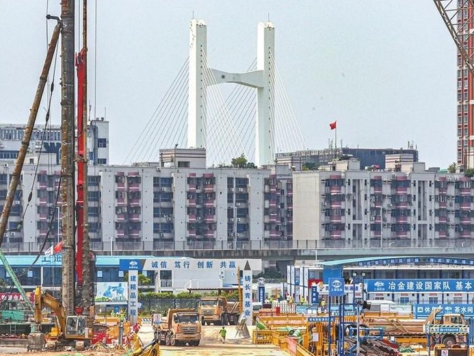新皇岗口岸：将建成纯旅检口岸