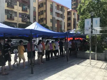 筑牢疫情防线 新庄社区开展重点行业“七天一检”