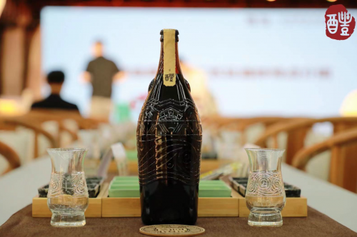 亲民啤酒玩高端 一瓶竟卖500元