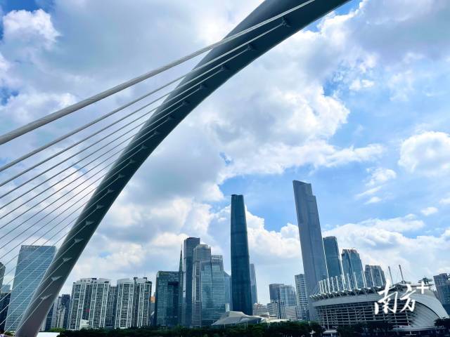 海心桥：广州新地标 ，简洁不简单