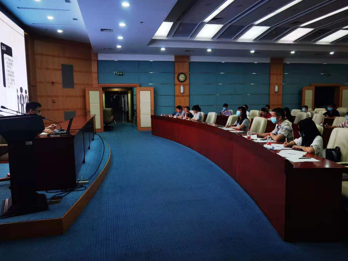 龙岗区民政局开展社会组织执法检查培训暨“以案释法”宣传活动