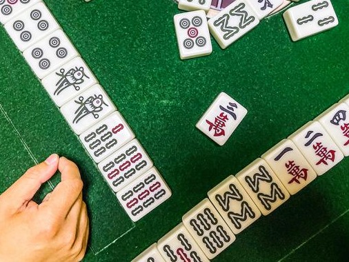 扬州累计确诊94+2：至少三家麻将馆成疫情爆发源头