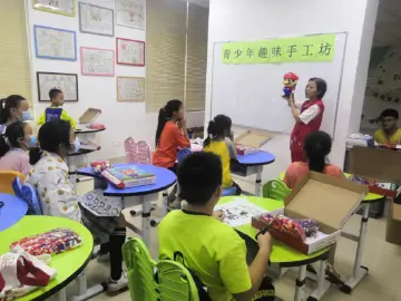 “小颗粒 大想象”！新庄社区青少年手工坊举办微颗粒积木拼接活动