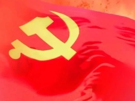 这三个“精神”之间有着怎样的关系？