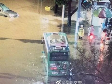 半小时砸下一天的暴雨量，深圳应急处突能力经受考验