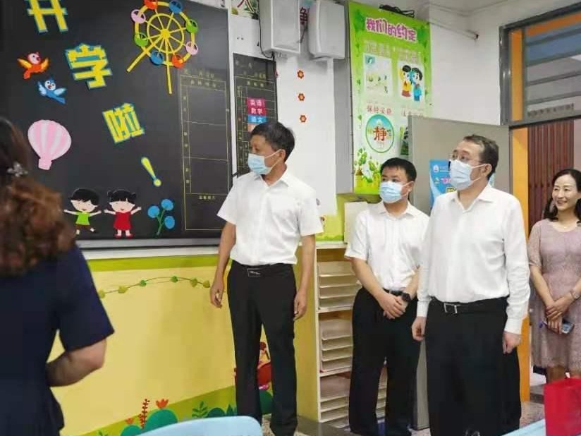 多措并举！深圳各区各校系好防疫“安全锁”迎开学