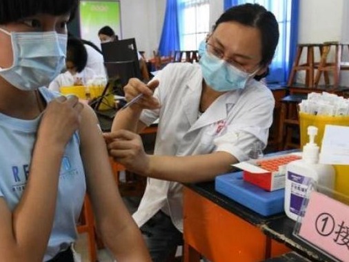 两部门：新冠疫苗接种为当前学校卫生管理工作重要内容
