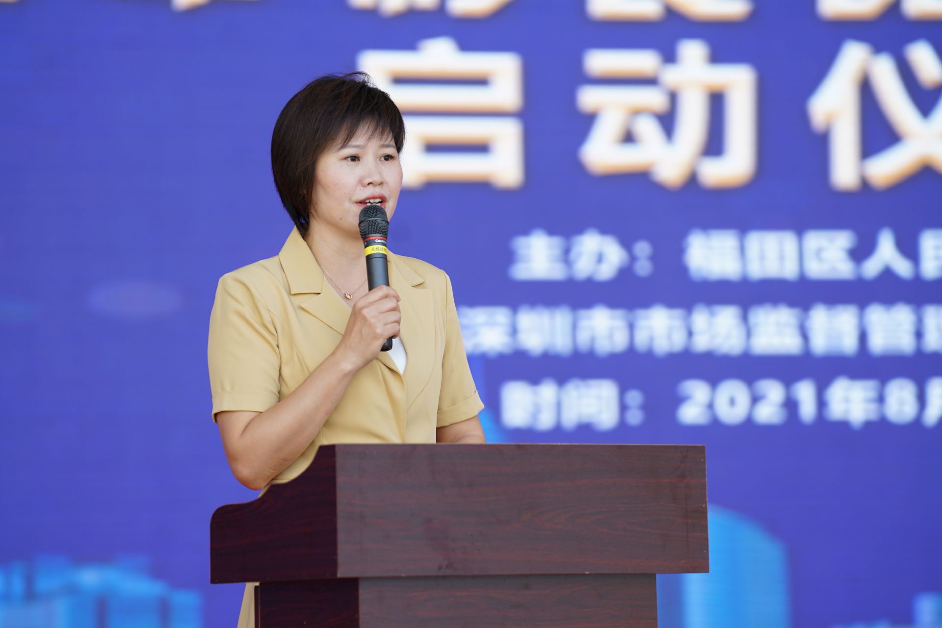 吴小清(红荔村餐饮管理有限公司)深圳经济快速发展,城中村是深圳的一