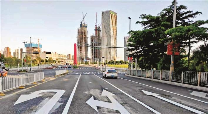 海秀路南方医科大学深圳医院附近新设掉头口  