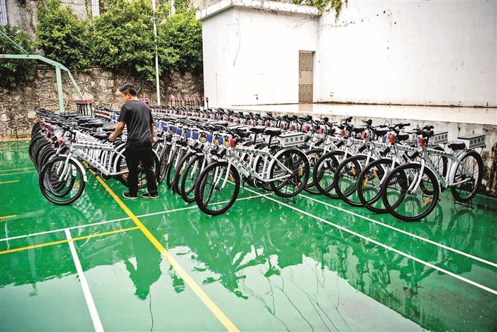 新安街道采购300辆警用自行车助力“亮剑行动”  首批100辆警用自行车上岗