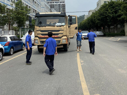 严查泥头车违规乱象！公明街道累计排查2414台次