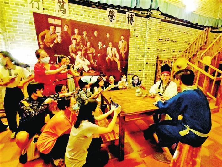 新桥社区：在情景短剧场景中学习摄影