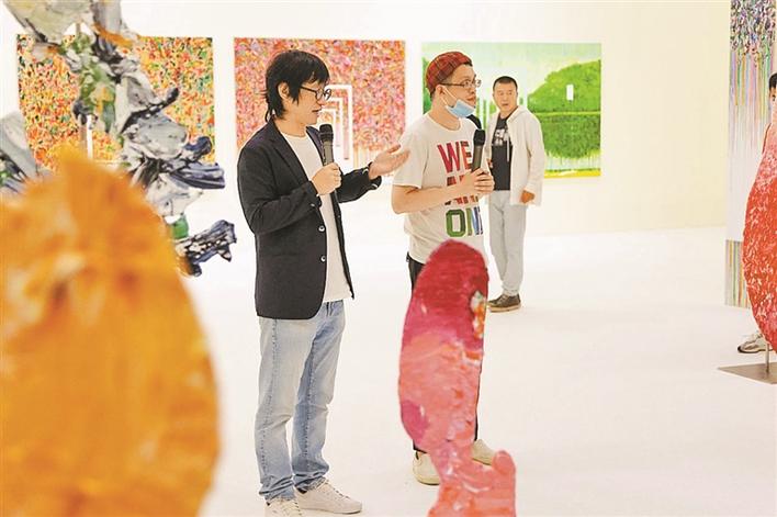 “迢迢：薛峰个展”坪山开幕