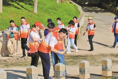 深圳首个“企业河长”挂牌 调动企业力量助力龙华打造共建共享治水新格局
