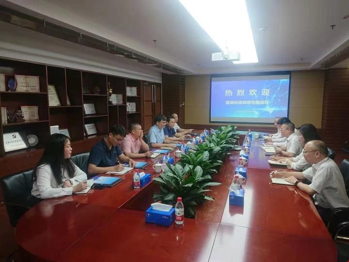 莲塘街道党工委书记叶爱权深入企业调研 走访助企业解难题 