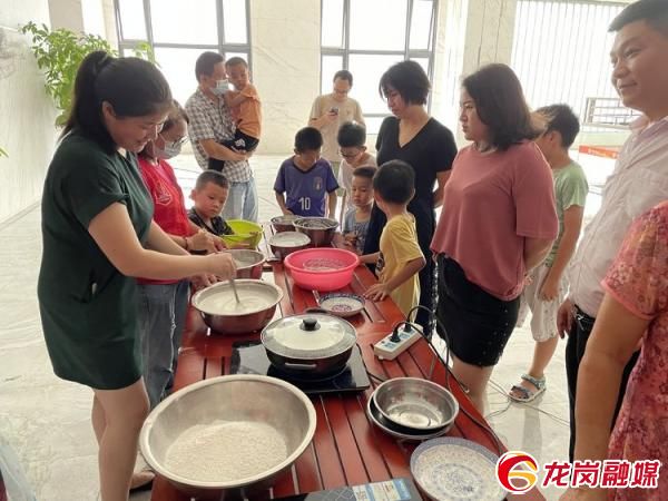 百般情谊千层意！宝龙社区居民携手做美食