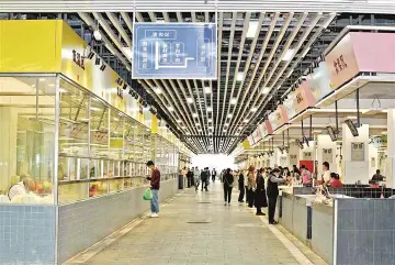 光明两大农贸市场扎实做好防疫举措