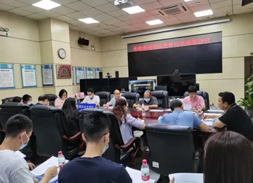 蝶变东晓 | 东晓街道召开新冠病毒疫苗接种攻坚部署会  