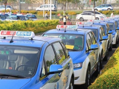 深圳出租车运费调整首日，市民：中短途打车价格影响不大