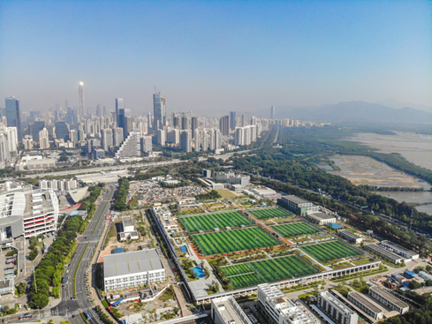 福田建造全国首座水质净化厂上盖足球主题公园  