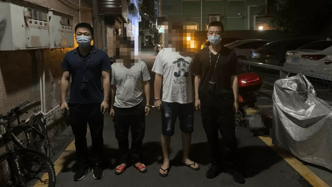 零容忍！福田警方严查街头散发“小卡片”