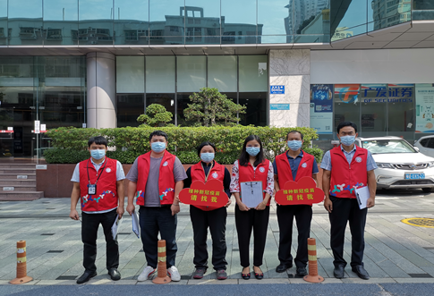 桂园街道新围社区：“扫楼式”疫苗接种宣传出实效  