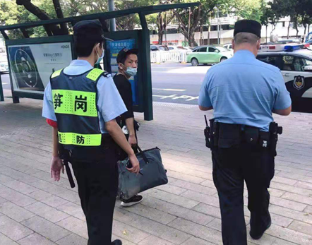 笋岗街道开展关爱流浪人员行动为群众办实事              