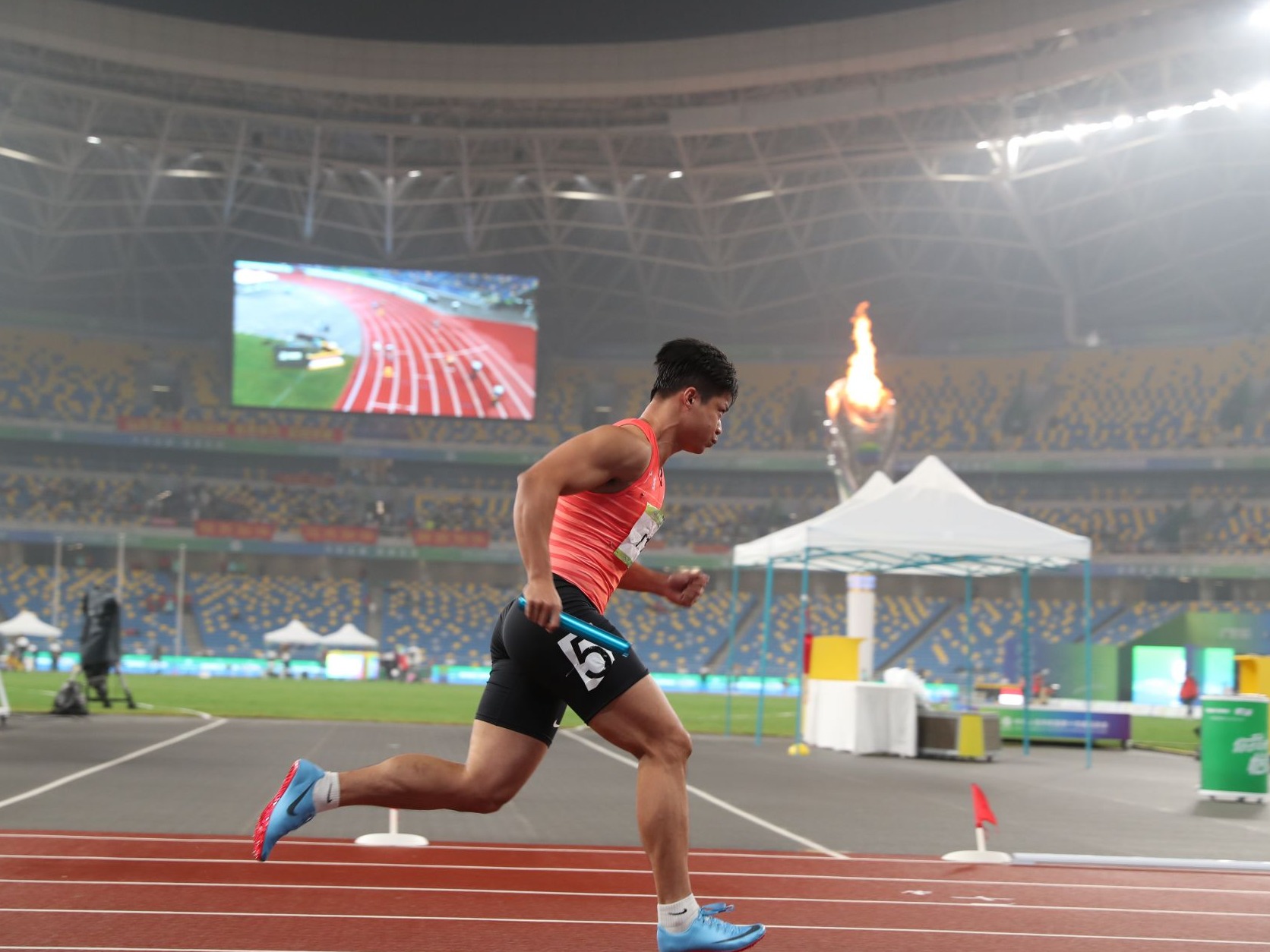 38秒50！联合队4×100米接力夺冠，苏炳添再夺一金