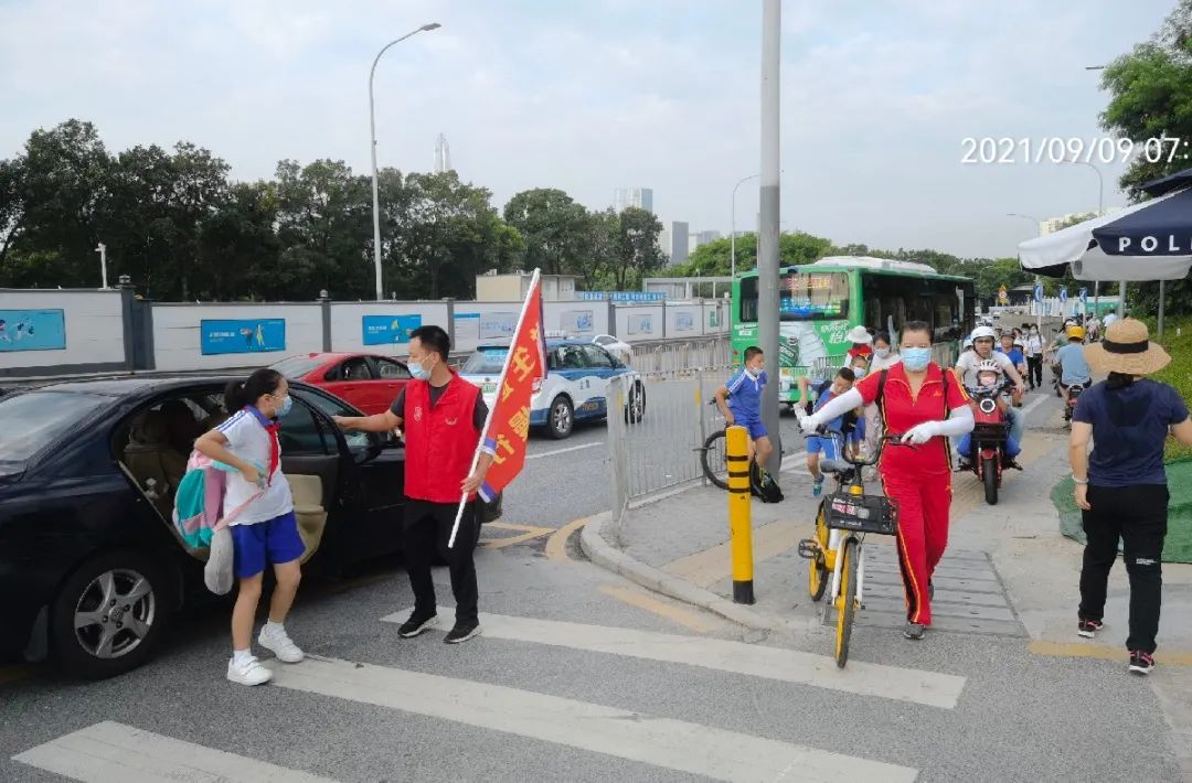 创建全国文明城市，福田志愿红在行动！