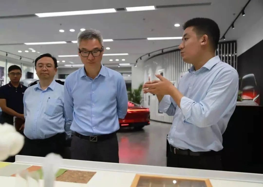 坪山区委书记杨军率队调研比亚迪