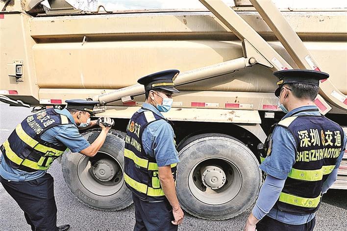 十街道轮动整治 泥头车工地溯源 宝安区泥头车整治办创新整治模式