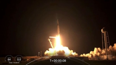 没有老司机带路，4名平民搭乘SpaceX进入太空