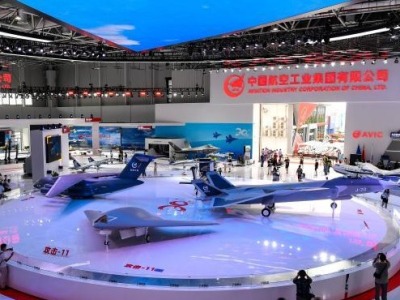 珠海航展上“20家族”受热捧：展现中国航空科技雄厚实力