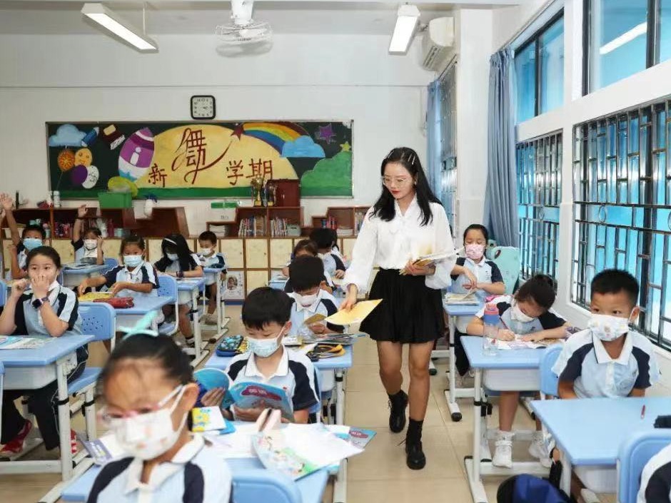 广东5年内基础教育新增438万个公办学位！其中深圳新增近68万个
