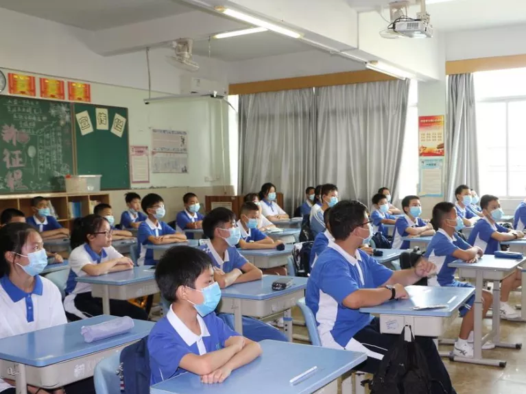 特评 | 答好开学疫情防控第一题