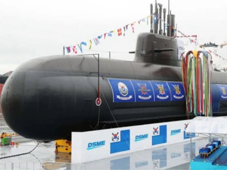 韩军宣布潜艇首次成功试射潜射导弹
