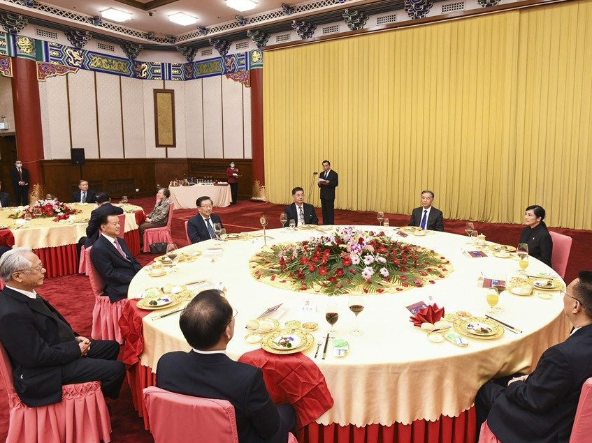 纪念辛亥革命110周年招待会在京举行，汪洋出席