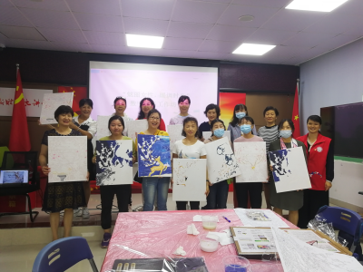 “魅丽女性，暖调时光”翠岭社区开展数字油画工作坊活动