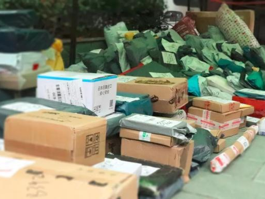 “双十一”将至快递规范价格，“剁手族”还能放心买买买吗？
