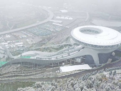 北京冬奥会场馆建设纪录片《筑梦冬奥》