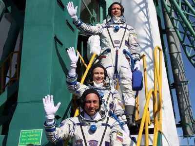 俄罗斯电影摄制组搭乘“联盟号”飞船前往国际空间站 